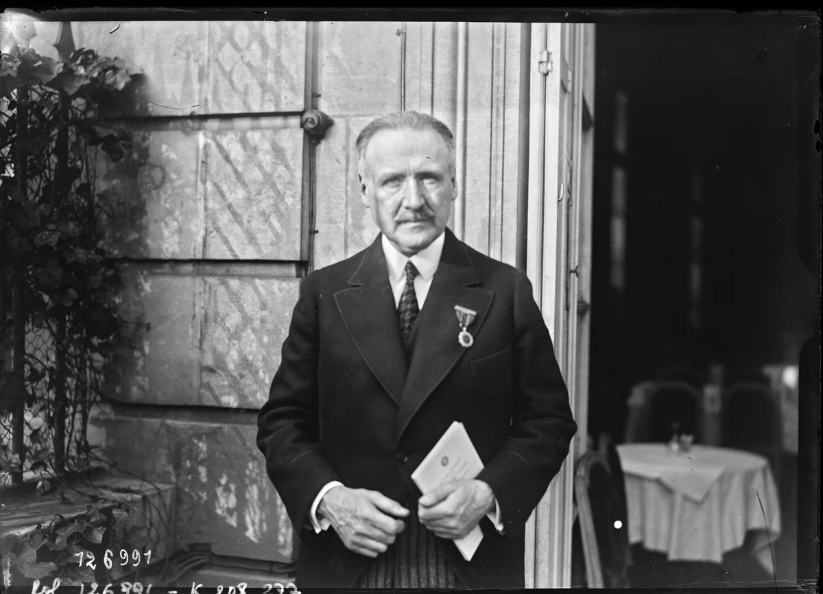 François Dejean