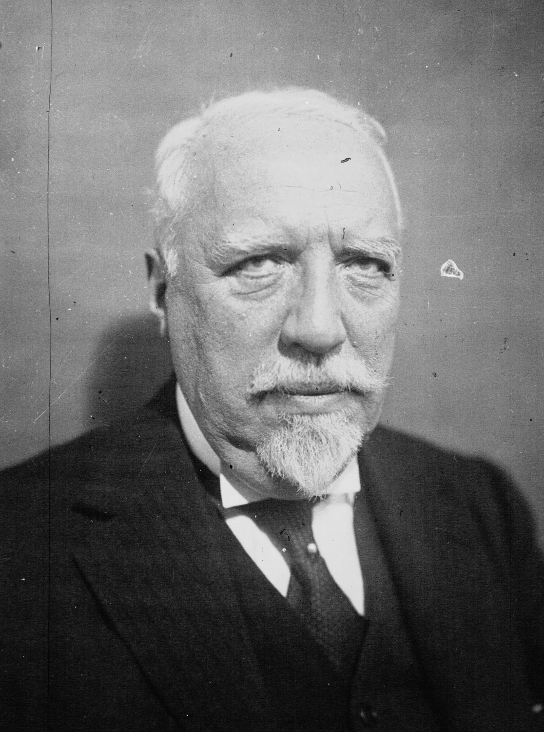 Georges Bonnefous